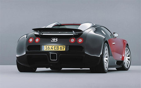 Bugatti EB16.4 Veyron, foto de la trasera del coche 